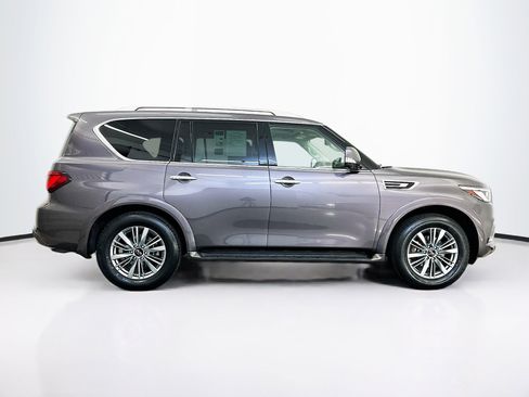 Used 2024 INFINITI QX80 Luxe image 10