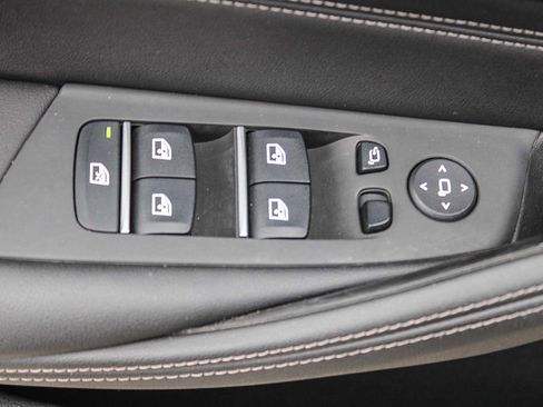 Used 2023 BMW M550i xDrive image 20