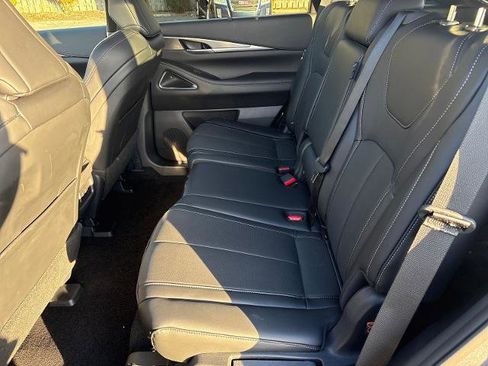 Certified 2026 INFINITI QX60 Luxe w/ Cargo Package image 25