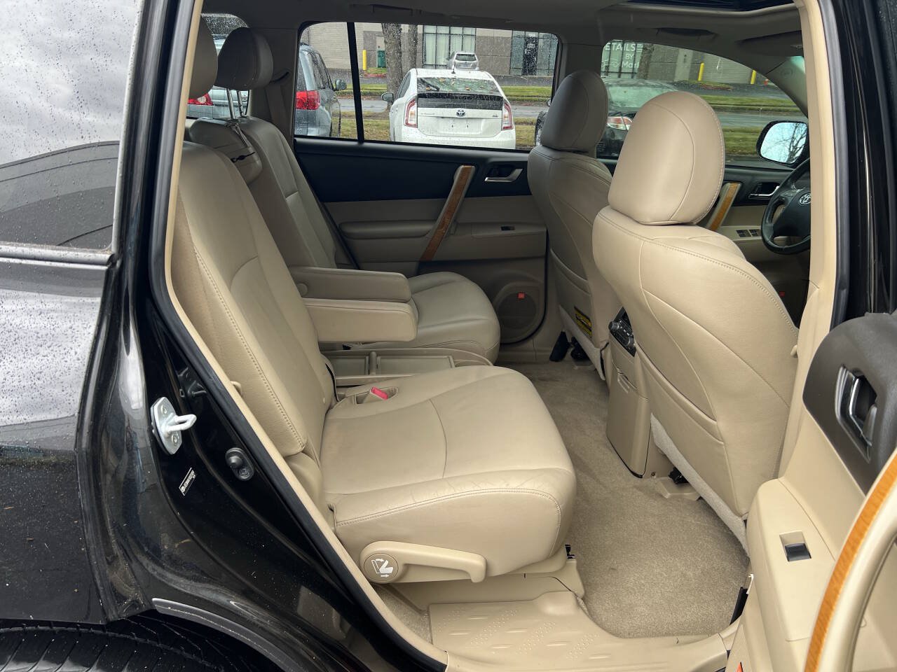Used 2009 Toyota Highlander Limited AWD/4WD image 10