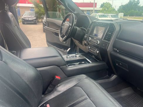 Used 2020 Ford Expedition Limited w/ Special Edition Package AWD/4WD image 23