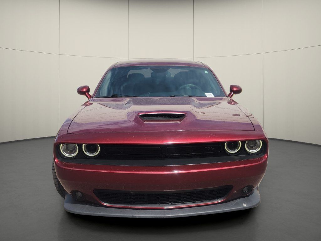 Used 2019 Dodge Challenger R/T w/ Blacktop Package RWD image 2