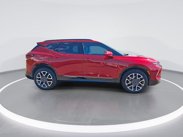 Used 2024 Chevrolet Blazer RS w/ Driver Confidence II Package AWD/4WD image 9