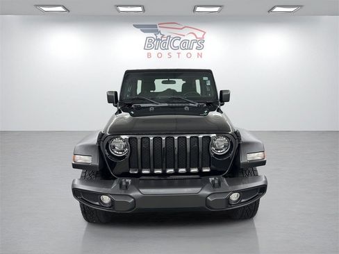 Used 2022 Jeep Wrangler Unlimited Willys image 2