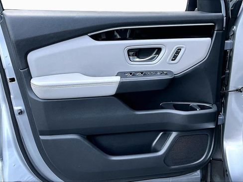 Used 2024 Honda Pilot EX-L image 20