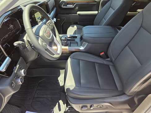 New 2025 GMC Sierra 1500 Elevation w/ Elevation Premium Package image 6