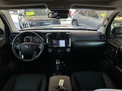 Used 2021 Toyota 4Runner TRD Off-Road Premium image 21
