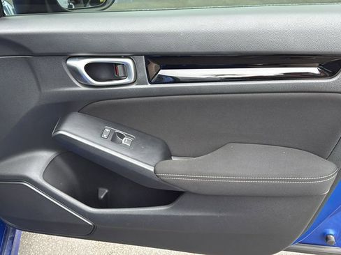 Used 2024 Honda Civic EX image 32