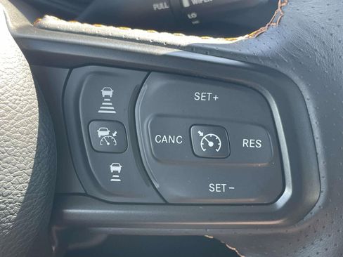 Used 2024 Jeep Gladiator Mojave w/ Convenience Group AWD/4WD image 23