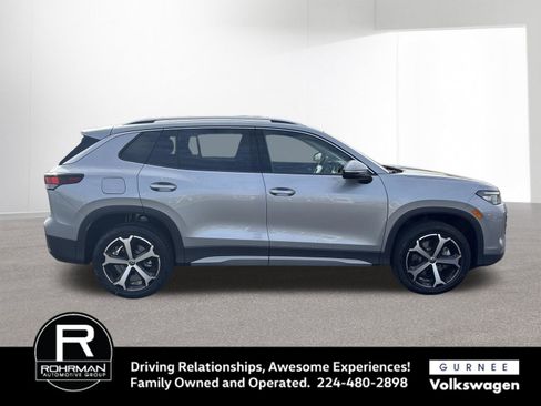 New 2026 Volkswagen Tiguan SE AWD/4WD image 10