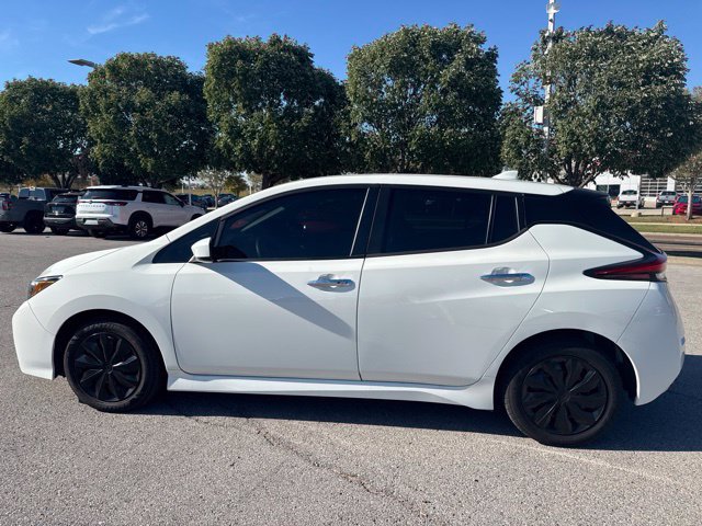 Used 2025 Nissan Leaf S FWD image 7