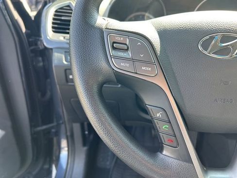 Used 2016 Hyundai Santa Fe Sport image 19