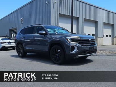 New 2026 Volkswagen Atlas SE