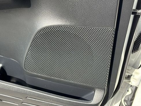 Used 2017 Toyota RAV4 LE image 25