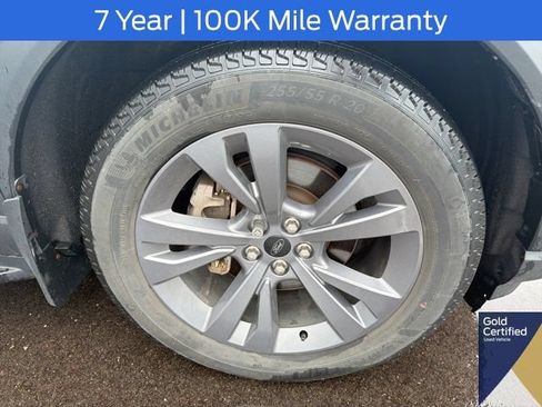 Used 2023 Ford Explorer XLT w/ Equipment Group 202A AWD/4WD image 6