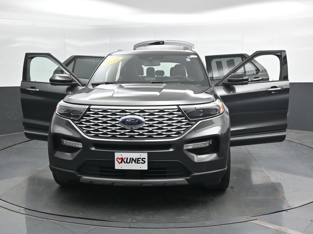 Used 2020 Ford Explorer Platinum w/ Premium Technology Package AWD/4WD image 48