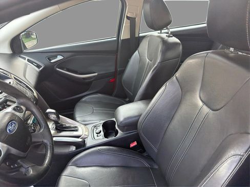 Used 2012 Ford Focus SEL FWD image 10