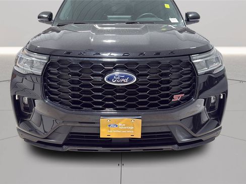 Certified 2025 Ford Explorer ST AWD/4WD image 34