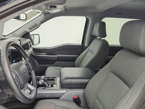 Used 2025 Ford F150 Lightning XLT AWD/4WD image 17