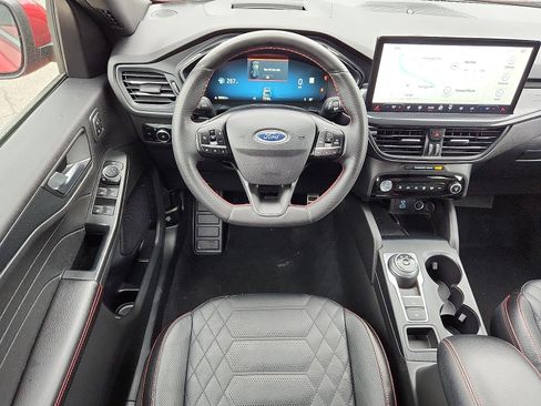 Used 2023 Ford Escape ST-Line Elite w/ Premium Technology Package AWD/4WD image 11
