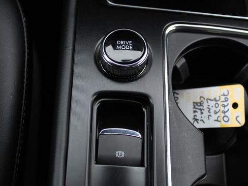 Certified 2024 Lincoln Corsair AWD image 27