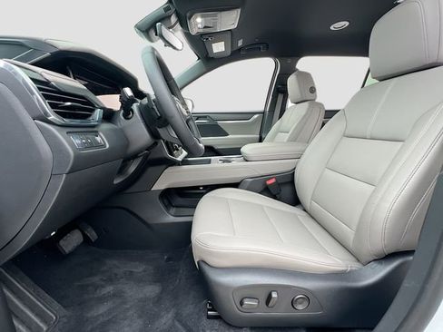 New 2026 GMC Acadia Elevation w/ Elevation Premium Package image 15