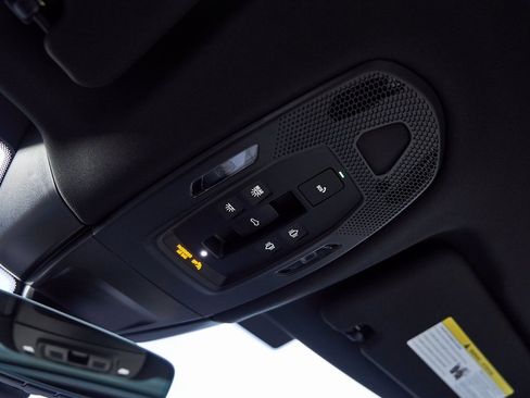 Used 2025 Porsche Panamera 4 w/ Premium Package image 88