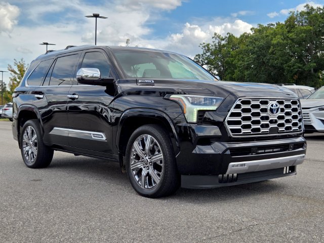Used 2024 Toyota Sequoia Capstone AWD/4WD image 7