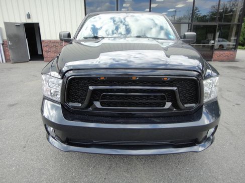 Used 2019 RAM 1500 Express AWD/4WD image 2