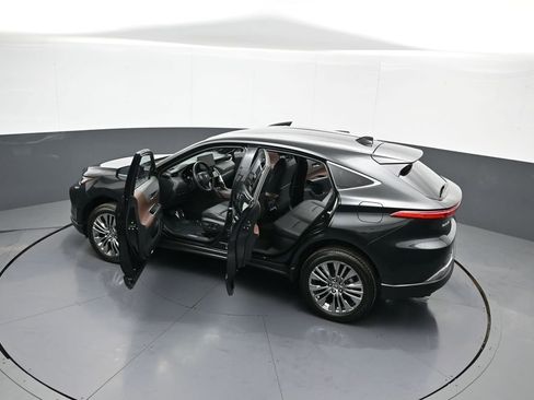 Certified 2023 Toyota Venza Limited image 43