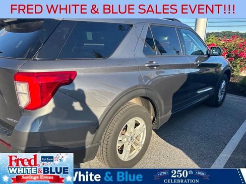 Used 2023 Ford Explorer XLT AWD/4WD image 6