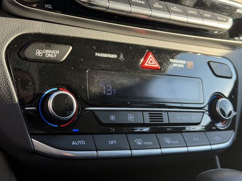 Used 2018 Hyundai Ioniq SEL image 21