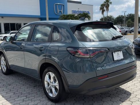 Used 2025 Honda HR-V LX image 9