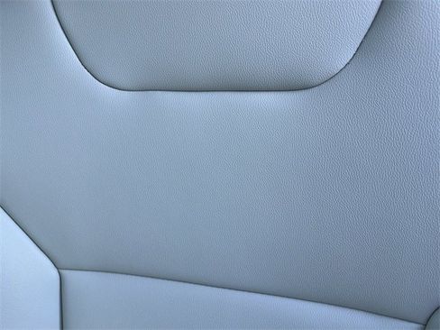 Certified 2025 Nissan Murano SV image 31