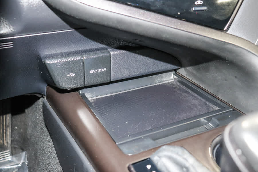 Certified 2024 Toyota Camry SE FWD image 24