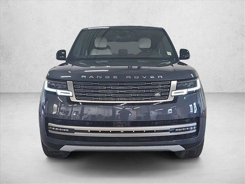 New 2026 Land Rover Range Rover SE image 2