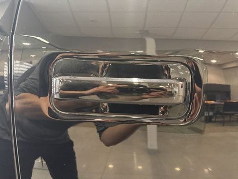 Used 2017 Ford F150 XLT w/ Equipment Group 302A Luxury image 21