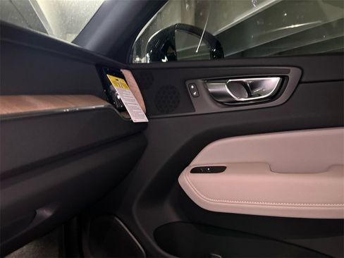 New 2026 Volvo XC60 B5 Plus w/ Protection Package Premier image 20