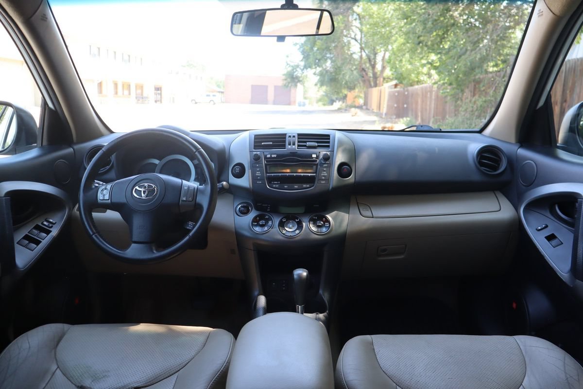 Used 2010 Toyota RAV4 Limited w/ Limited Extra Value Pkg AWD/4WD image 16