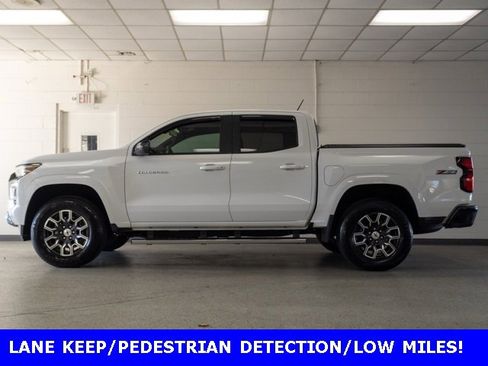 Used 2023 Chevrolet Colorado Z71 w/ Z71 Convenience Package 2 image 3