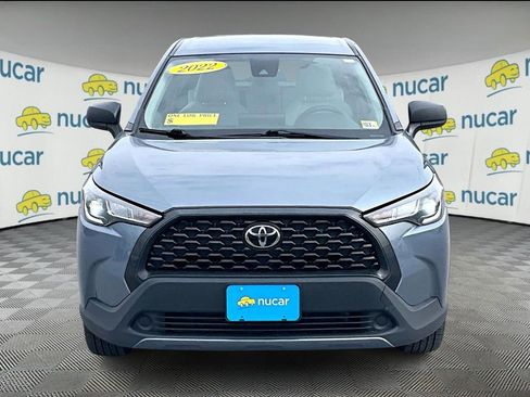 Used 2022 Toyota Corolla Cross L image 2