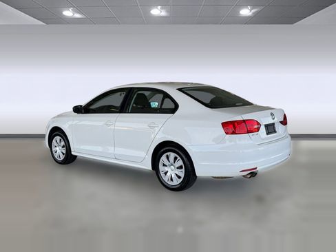 Used 2012 Volkswagen Jetta S FWD image 3