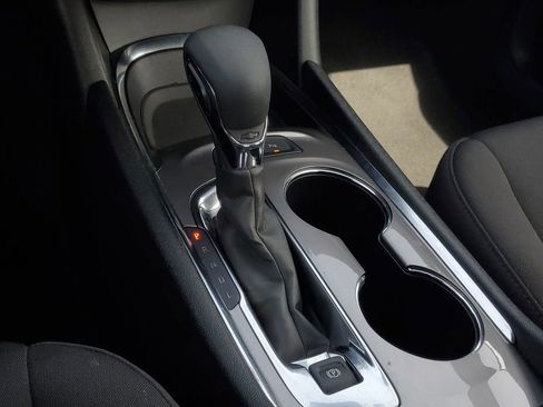 Used 2024 Chevrolet Malibu LT FWD image 26