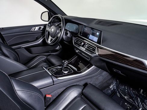 Used 2019 BMW X5 xDrive40i image 14
