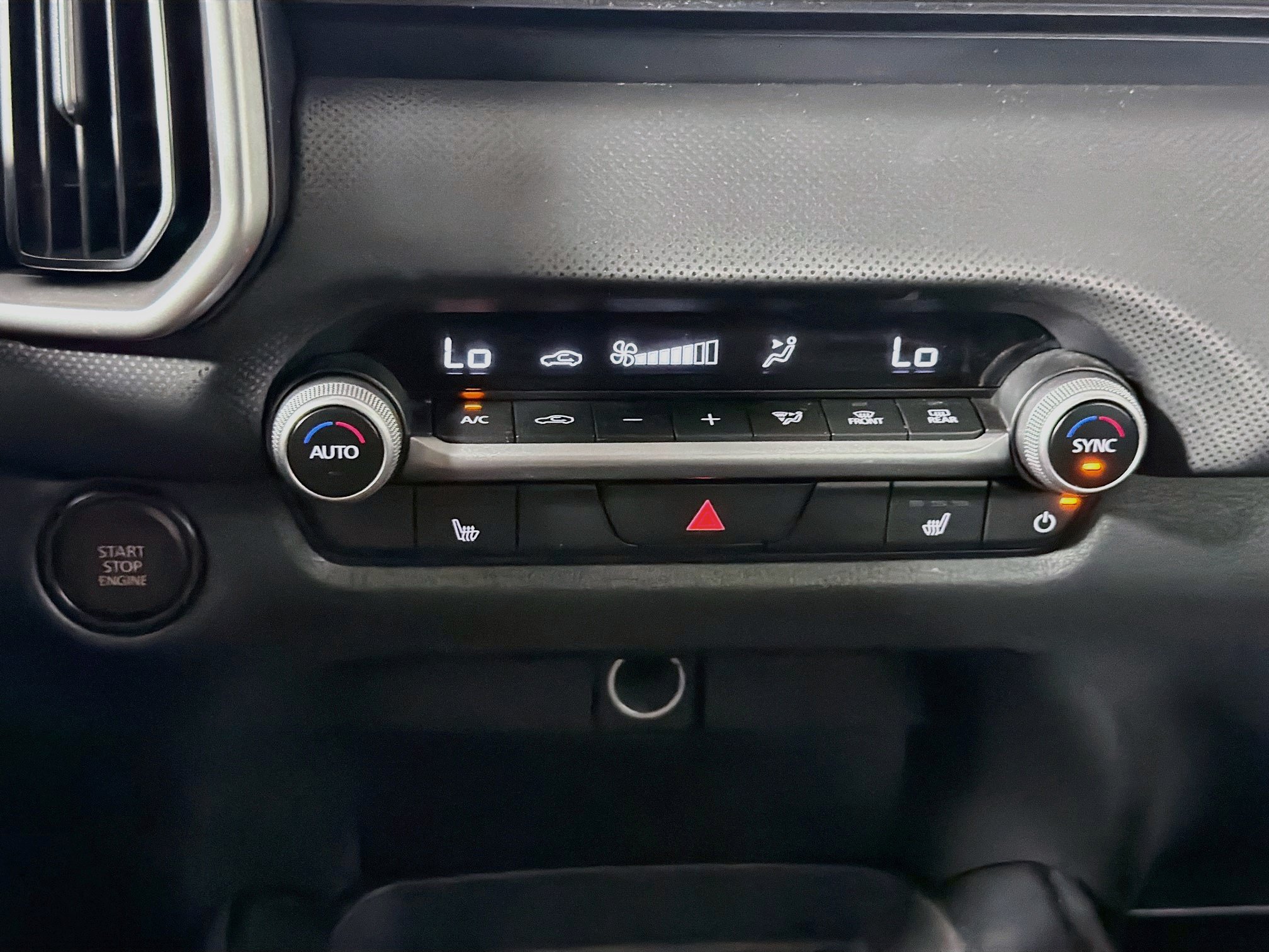 Used 2025 MAZDA CX-50 AWD 2.5 S w/ Premium Package image 24