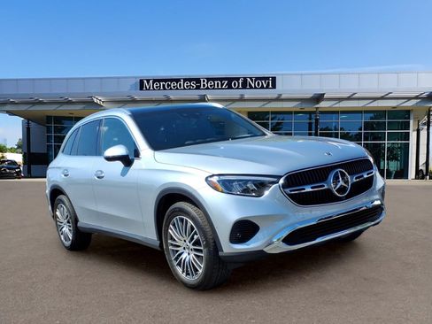 Certified 2026 Mercedes-Benz GLC 300 4MATIC image 3