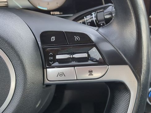 Used 2022 Hyundai Elantra SEL w/ Convenience + Premium Package FWD image 21