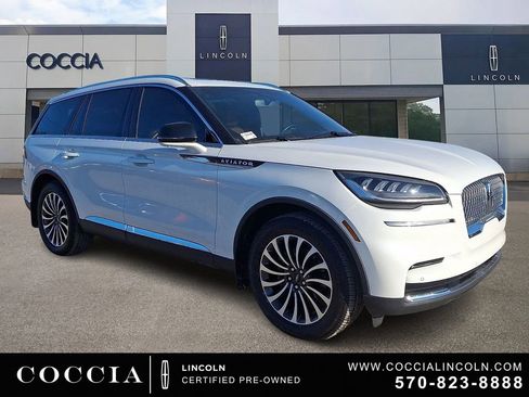 Certified 2024 Lincoln Aviator Reserve w/ Elements Package Plus AWD/4WD image 3