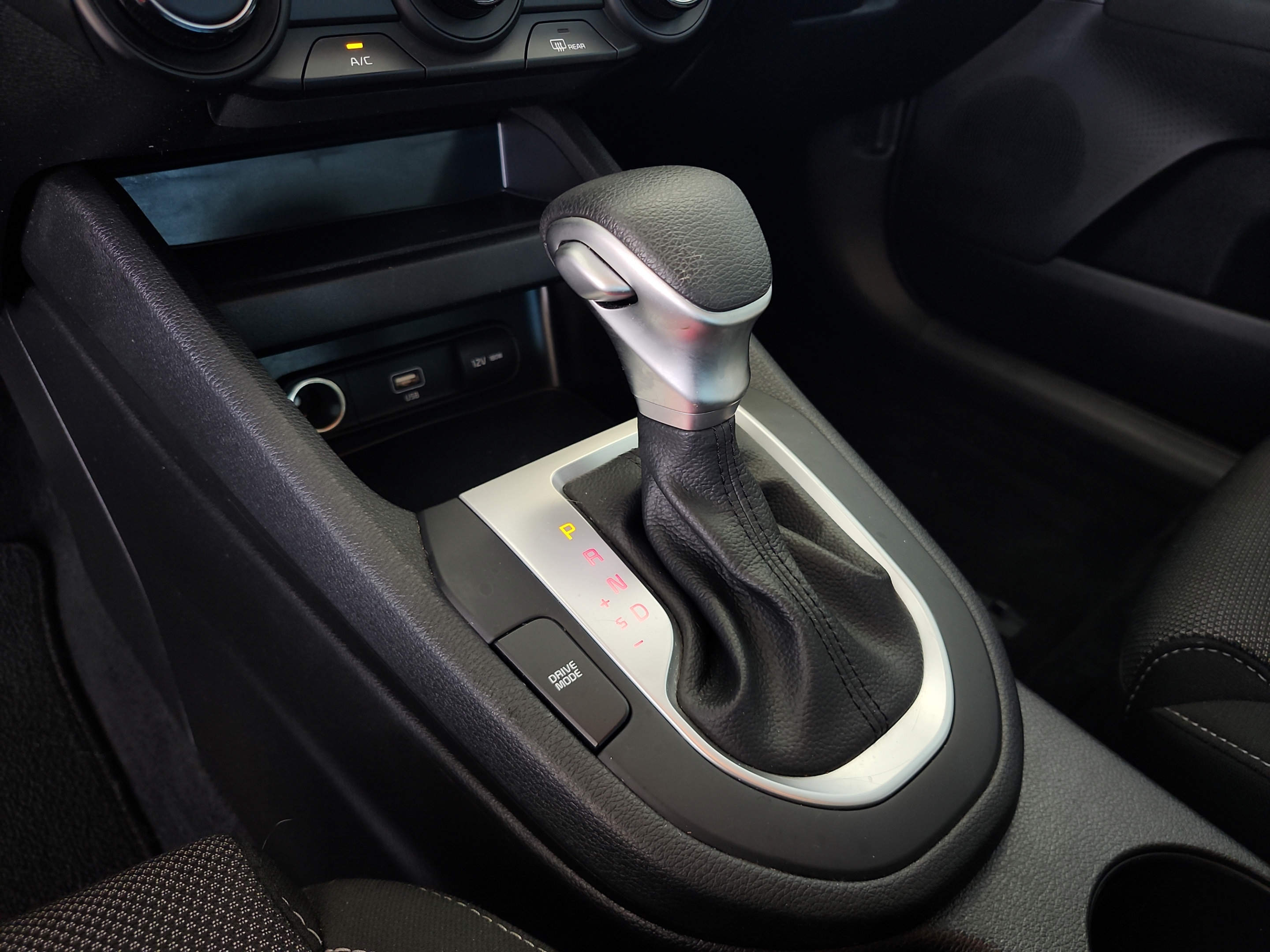 Used 2023 Kia Forte LXS FWD image 12
