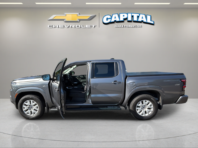 Used 2024 Nissan Frontier SV w/ SV Convenience Package RWD image 9